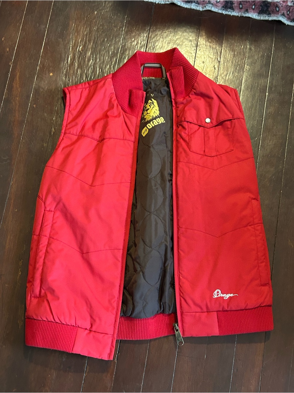 Orage women’s Red Full Zip Lined Puffer Vest w/ Logo Quilted Accents Sz M